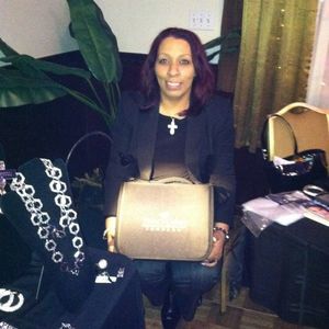 Meet your Posher, Pamela